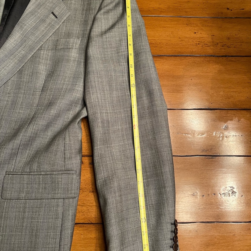 Issimo Italian Men's Gray  Plaid Suit 48L - Picture 16 of 16